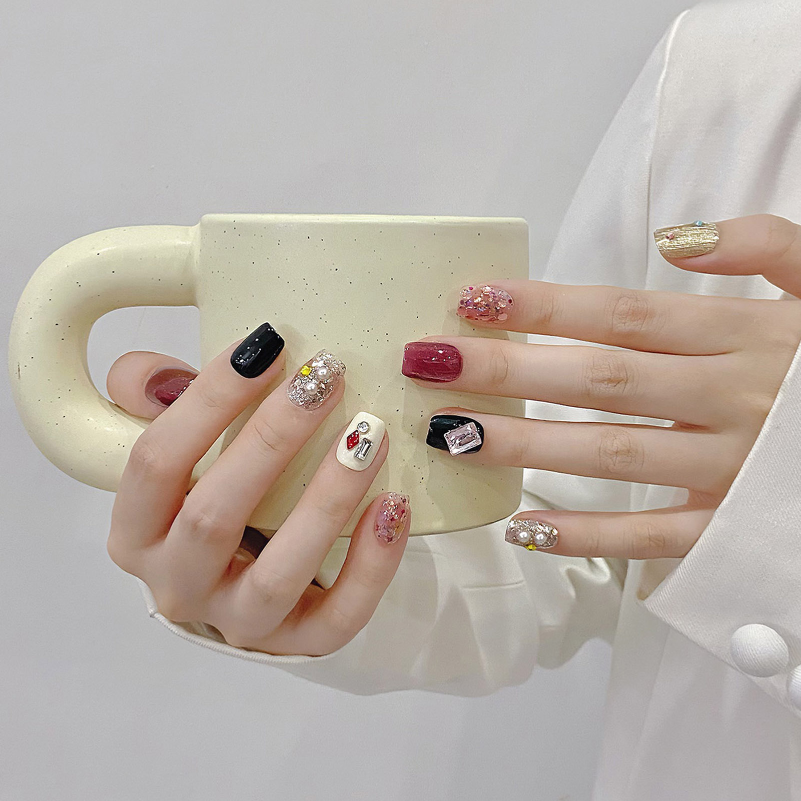 Handmade Press on Nails Glitte - đánh giá và giá Resin Art Glitter